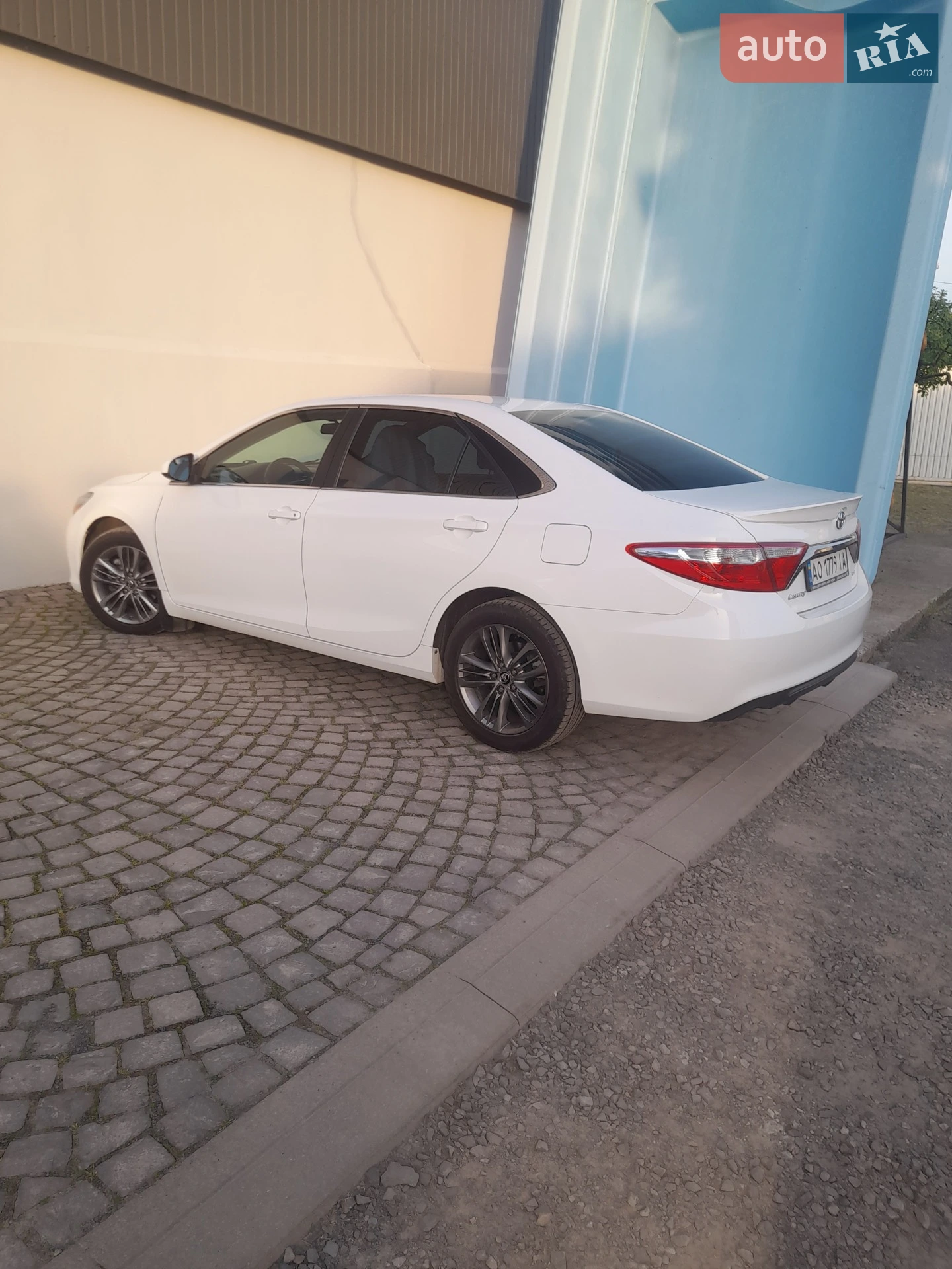 2016 Toyota Camry - мініатюра 15