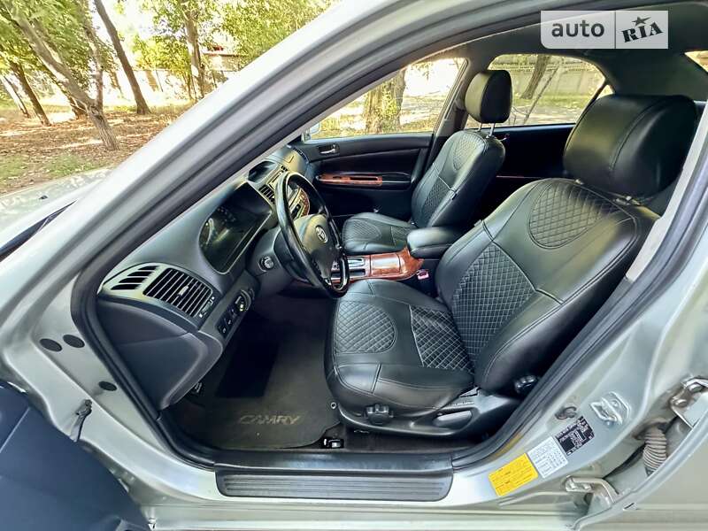Седан Toyota Camry 2005 в Одесі