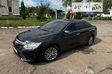 Седан Toyota Camry 2015 в Коростишеві