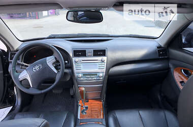 Седан Toyota Camry 2008 в Львові