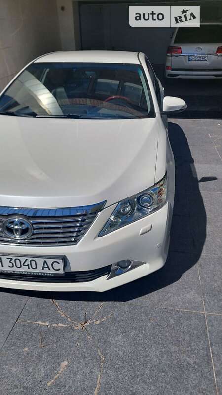 Седан Toyota Camry 2014 в Одесі