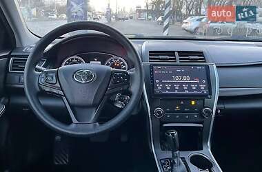 Седан Toyota Camry 2015 в Одессе