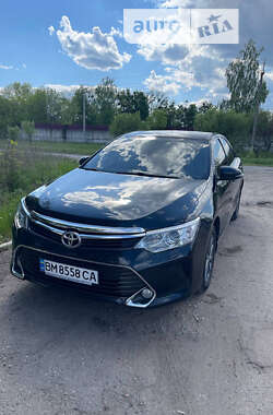 Седан Toyota Camry 2015 в Сумах