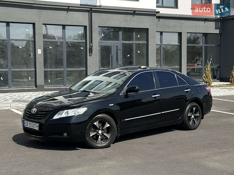 Седан Toyota Camry 2007 в Чернігові
