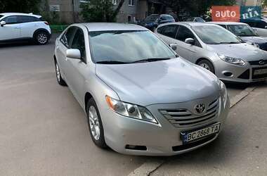 Седан Toyota Camry 2007 в Львові