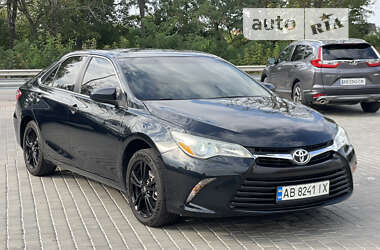 Седан Toyota Camry 2014 в Виннице