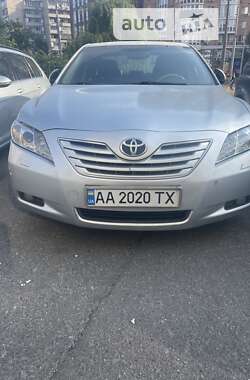 Седан Toyota Camry 2007 в Києві