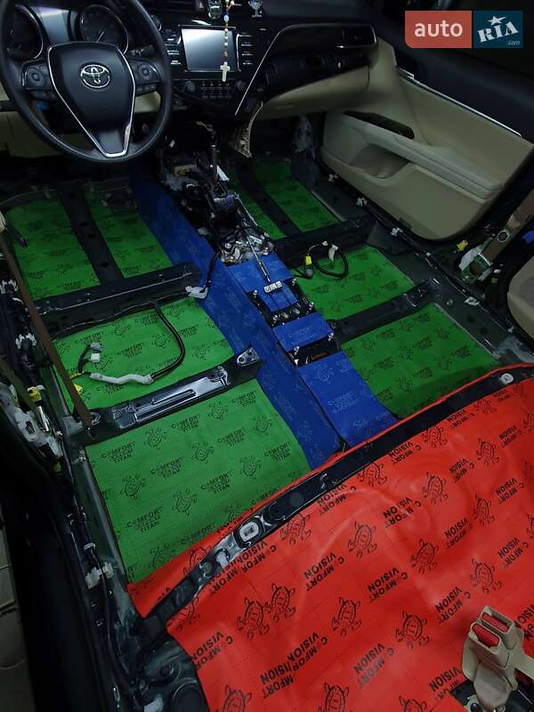 Седан Toyota Camry 2018 в Ужгороде фото 11 Седан Toyota Camry 2018 в Ужгороде