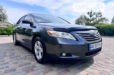 Седан Toyota Camry 2007 в Павлограде