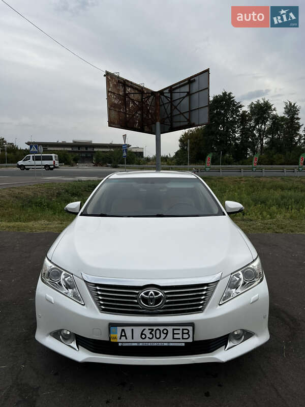 Toyota Camry 2012