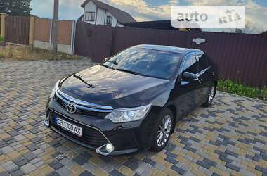 Седан Toyota Camry 2017 в Остер