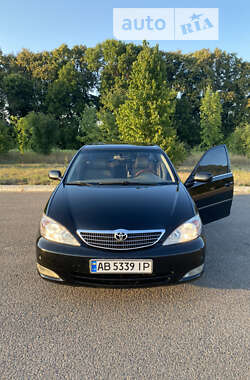 Седан Toyota Camry 2003 в Умани