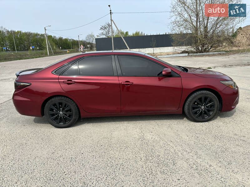 Седан Toyota Camry 2016 в Броварах