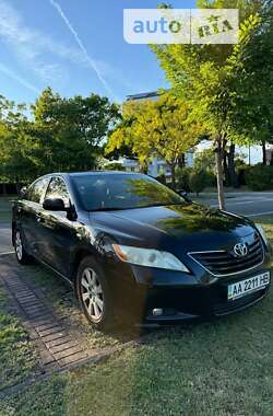 Седан Toyota Camry 2008 в Києві