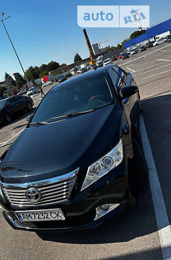 Седан Toyota Camry 2012 в Житомирі