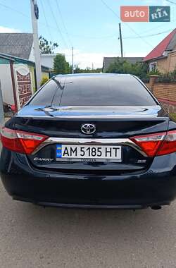 Седан Toyota Camry 2017 в Житомире