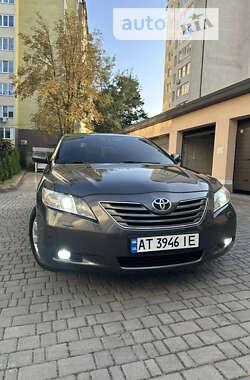 Седан Toyota Camry 2008 в Ивано-Франковске