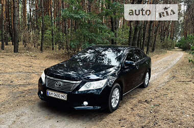 Седан Toyota Camry 2011 в Першотравенске