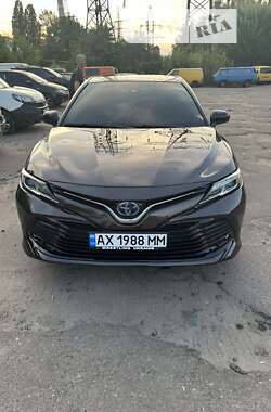 Седан Toyota Camry 2018 в Харкові