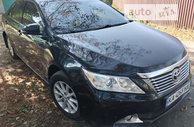 Седан Toyota Camry 2011 в Зіньківі