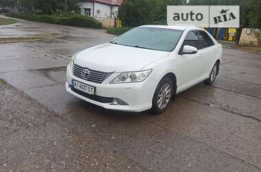 Седан Toyota Camry 2012 в Баре