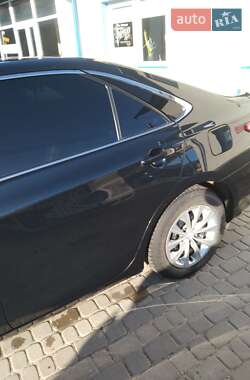 Седан Toyota Camry 2016 в Кременці