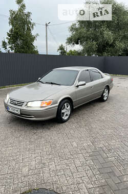 Седан Toyota Camry 2001 в Львові