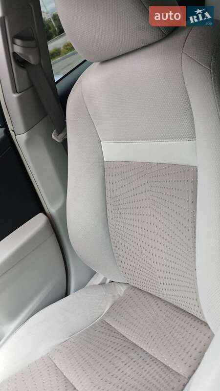 Седан Toyota Camry 2013 в Киеве фото 6 Седан Toyota Camry 2013 в Киеве