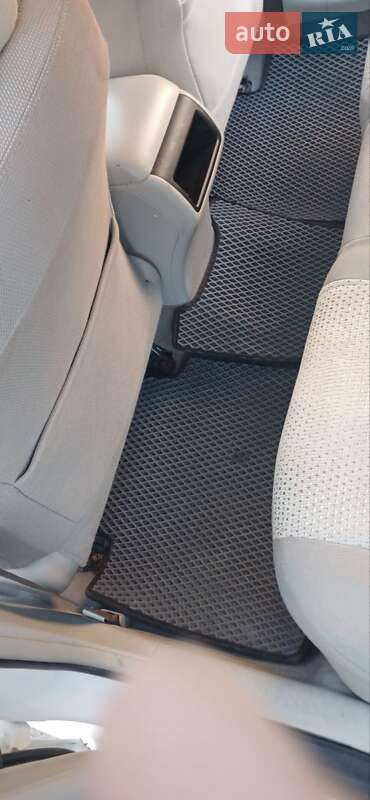 Седан Toyota Camry 2013 в Киеве фото 7 Седан Toyota Camry 2013 в Киеве