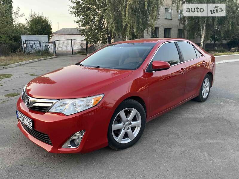 Седан Toyota Camry 2014 в Александрие