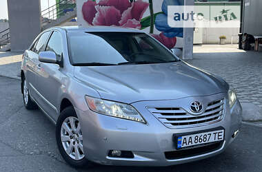 Седан Toyota Camry 2008 в Києві