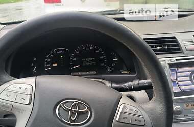 Седан Toyota Camry 2008 в Киеве