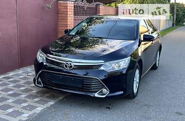 Седан Toyota Camry 2015 в Києві