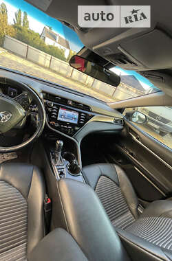 Седан Toyota Camry 2020 в 