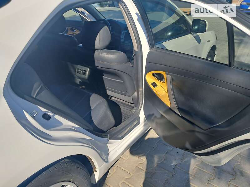 Седан Toyota Camry 2007 в Житомирі
