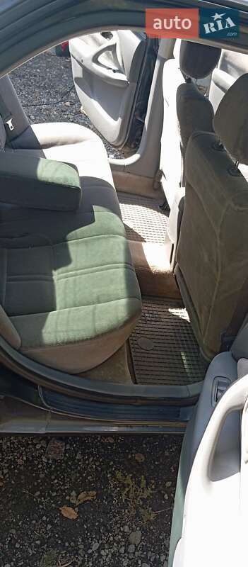 Седан Toyota Camry 2000 в Царичанке