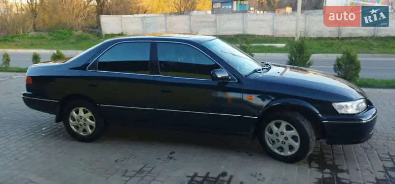Toyota Camry 1999