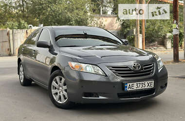 Седан Toyota Camry 2006 в Дніпрі