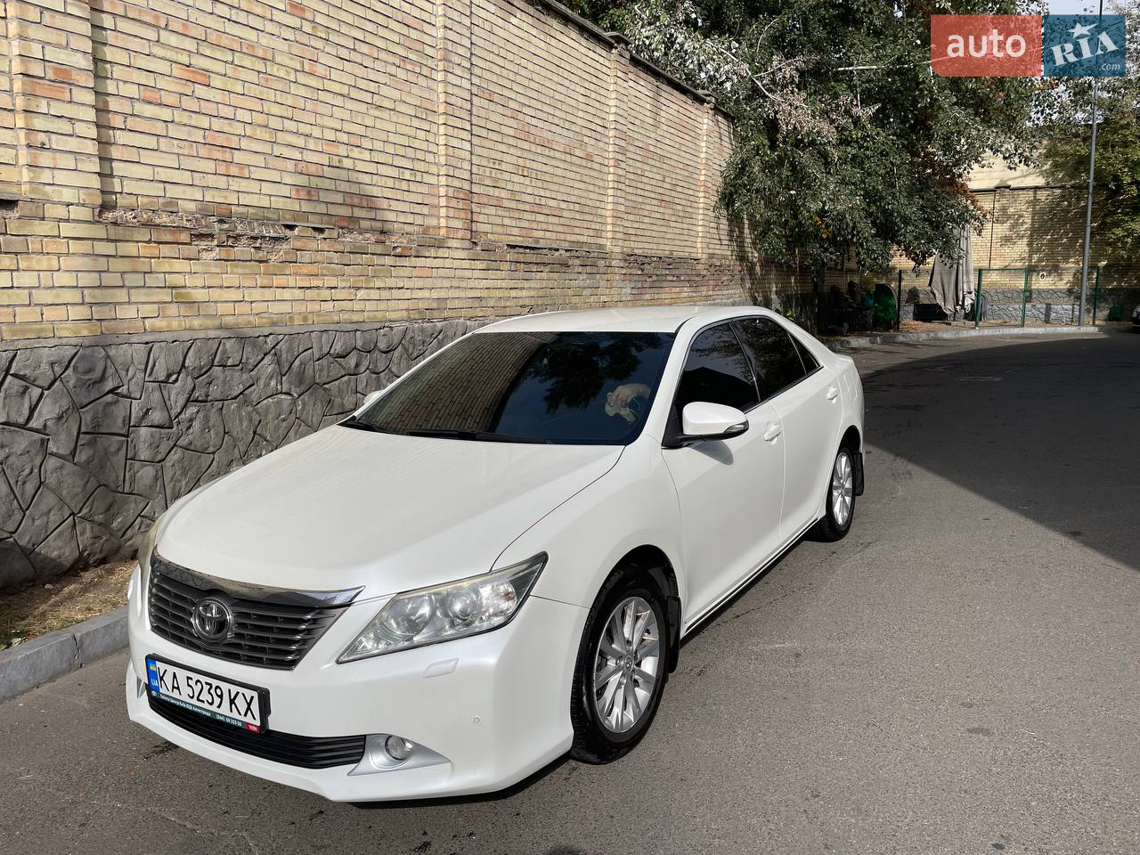 2014 Toyota Camry - мініатюра 17