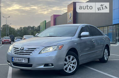 Седан Toyota Camry 2008 в Киеве