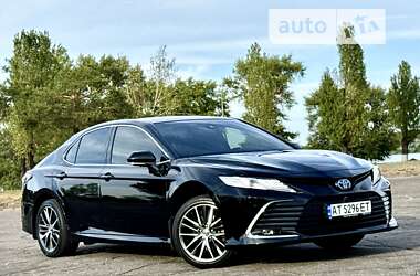 Седан Toyota Camry 2021 в Кам'янському