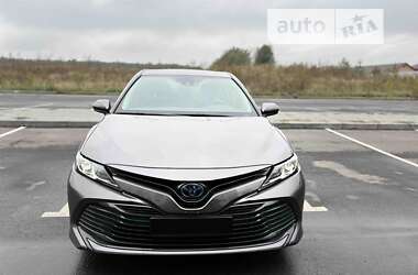 Седан Toyota Camry 2020 в Вінниці