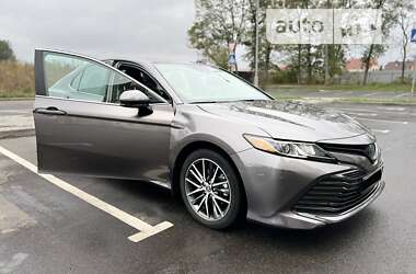 Седан Toyota Camry 2020 в Вінниці