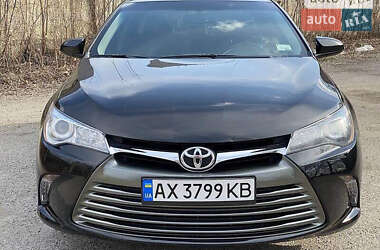 Седан Toyota Camry 2016 в 