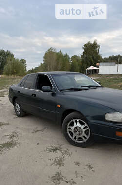 Седан Toyota Camry 1993 в Ржищеві