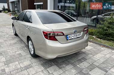 Седан Toyota Camry 2014 в Тячеве