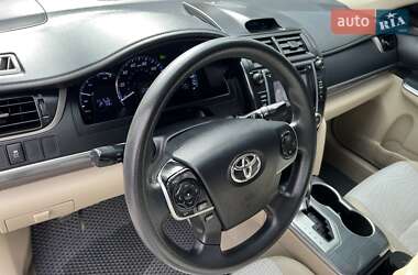 Седан Toyota Camry 2014 в Тячеве