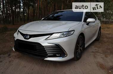 Седан Toyota Camry 2021 в Києві