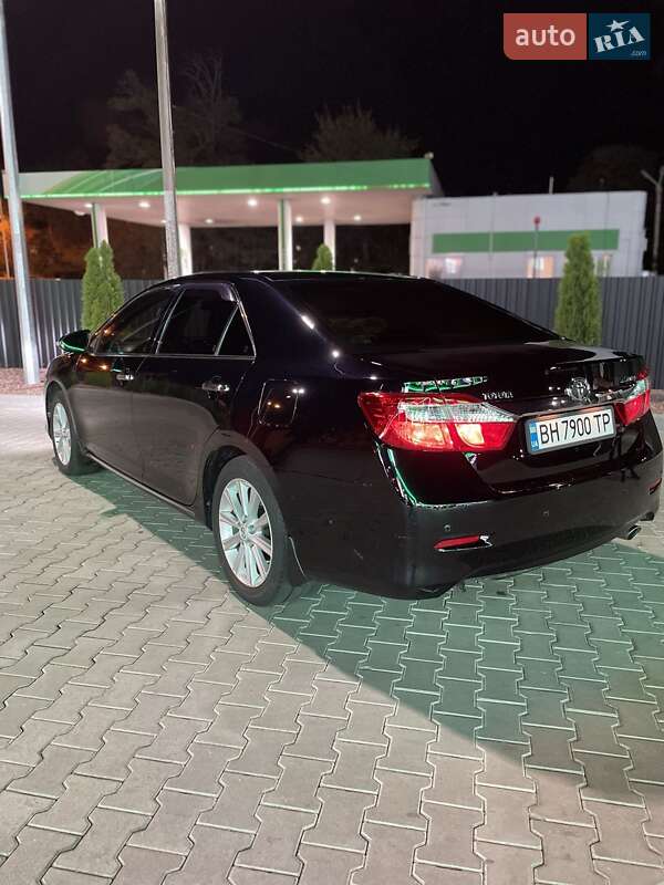 Седан Toyota Camry 2012 в Одессе