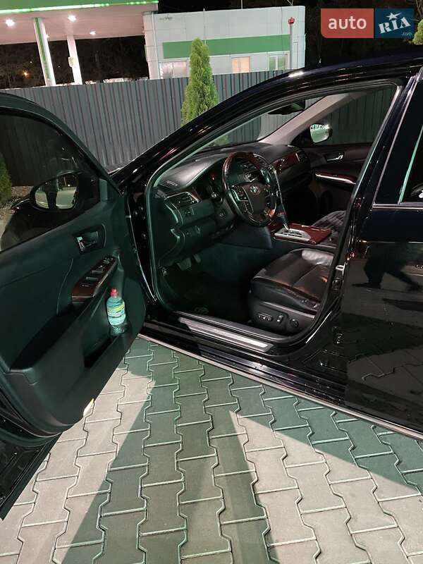 Седан Toyota Camry 2012 в Одессе